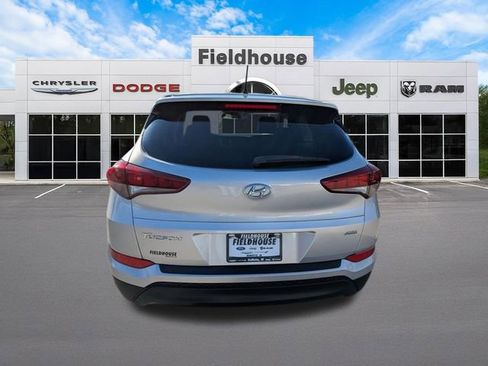 Used 2018 Hyundai Tucson SE image 12