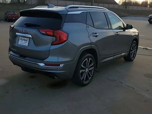 Used 2019 GMC Terrain Denali w/ Driver Alert Package II image 8