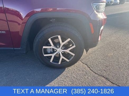 Used 2023 Jeep Grand Cherokee Limited w/ Trailer Tow Prep Group (B) image 9