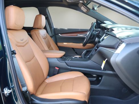 New 2026 Cadillac XT5 Premium Luxury image 18