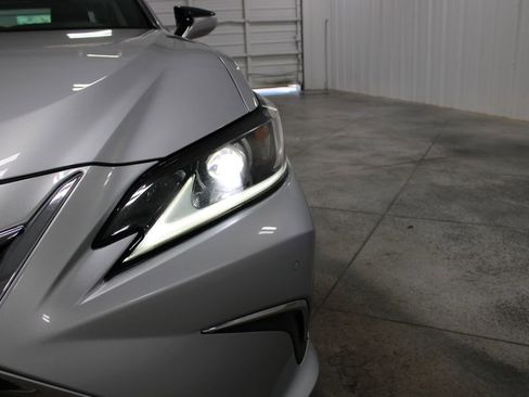 Used 2020 Lexus ES 350 Luxury image 13