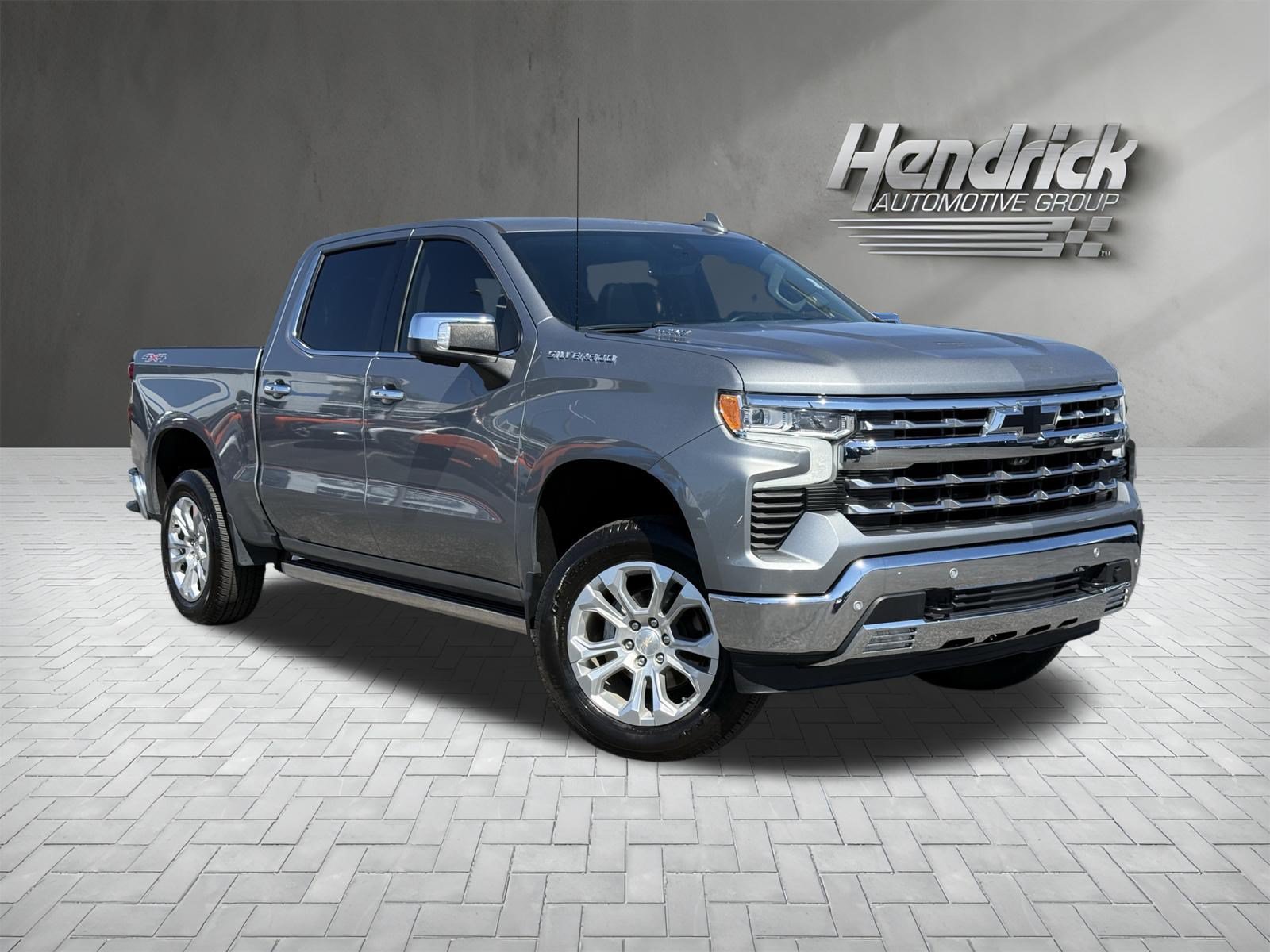 Used 2023 Chevrolet Silverado 1500 LTZ w/ Technology Package AWD/4WD image 2