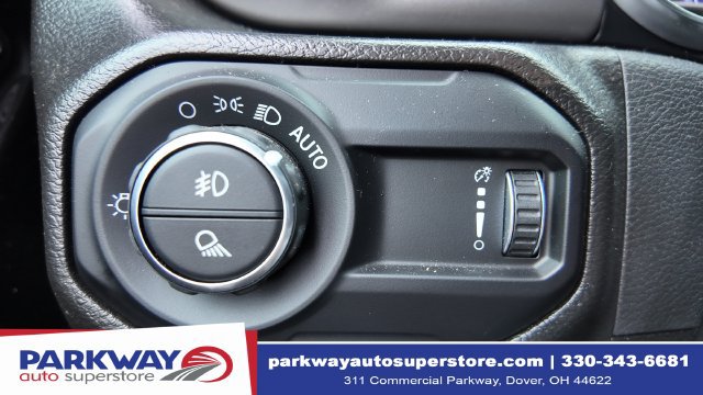Used 2023 Jeep Gladiator Sport AWD/4WD image 22