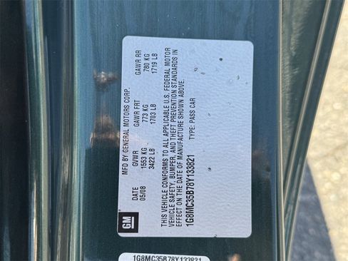 Used 2008 Saturn Sky w/ Weekend Getaway Package image 32