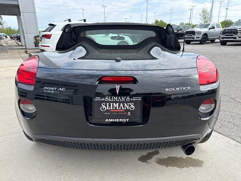 Used 2007 Pontiac Solstice Convertible w/ Premium Package RWD image 6
