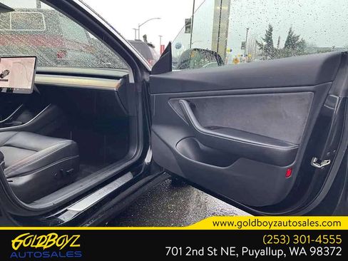 Used 2019 Tesla Model 3 Mid Range image 13