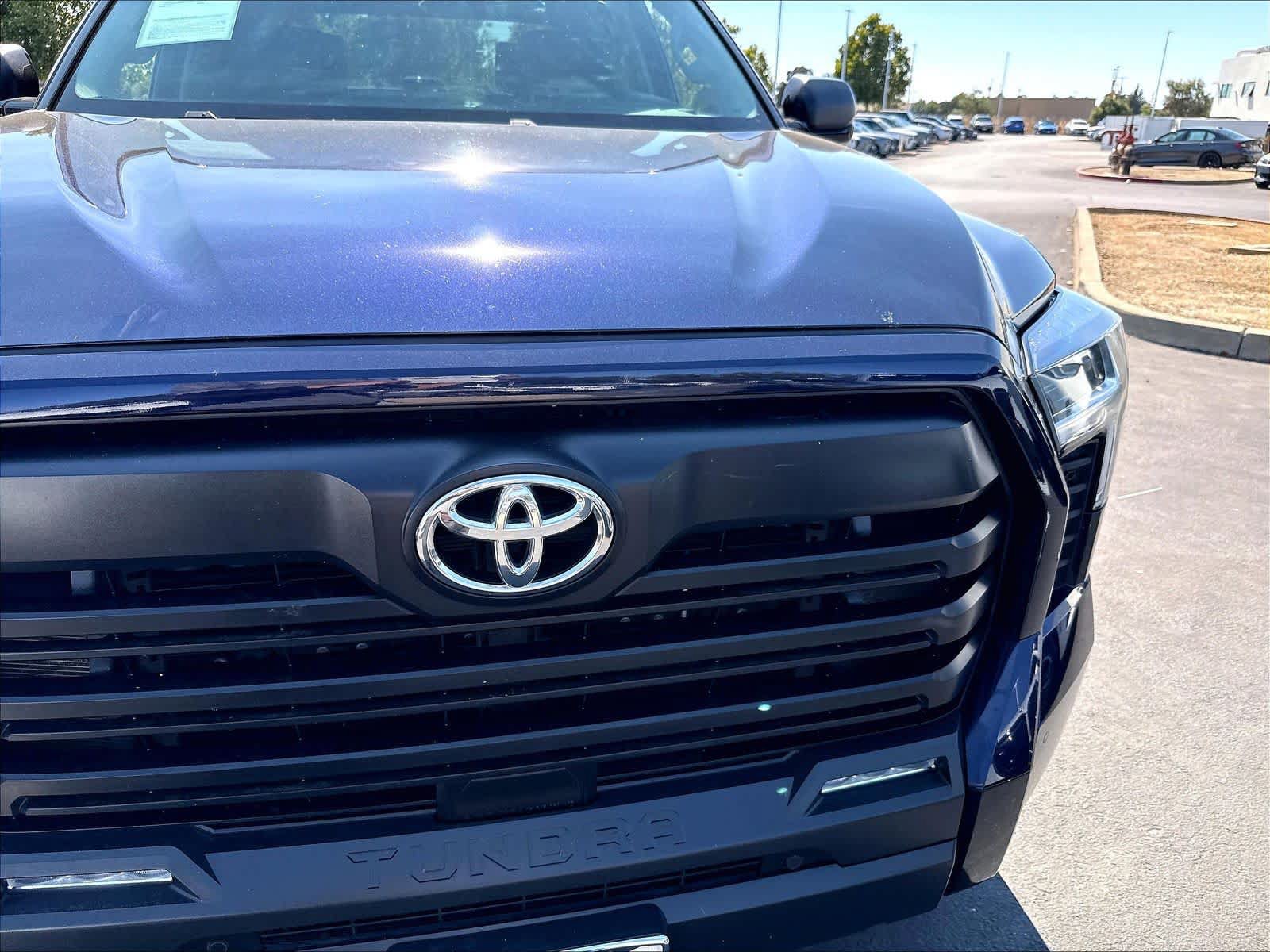 Used 2022 Toyota Tundra SR5 w/ Convenience Package RWD image 35