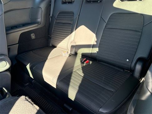 Certified 2025 Nissan Pathfinder Rock Creek image 18