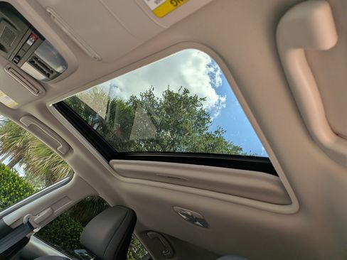 New 2026 Subaru Crosstrek 2.5i Limited AWD/4WD image 21