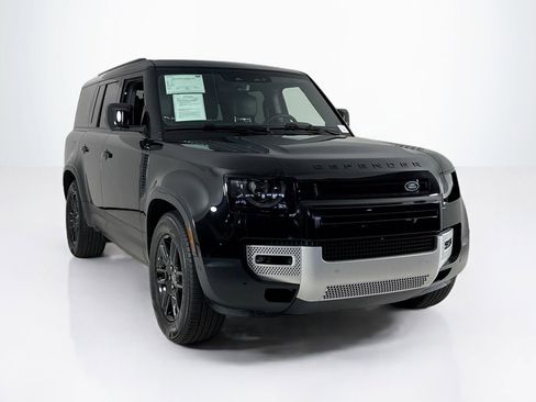 Used 2025 Land Rover Defender 130 S AWD/4WD image 7