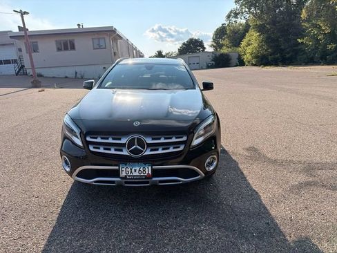 Used 2020 Mercedes-Benz GLA 250 4MATIC image 8