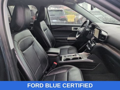 Certified 2023 Ford Explorer Limited w/ Equipment Group 301A AWD/4WD image 30