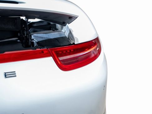Used 2016 Porsche 911 Carrera 4S image 14