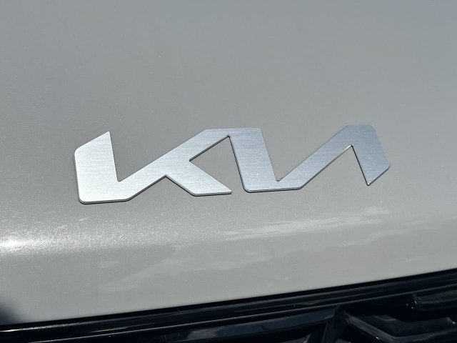 Used 2025 Kia Sorento EX w/ Panoramic Sunroof Package FWD image 31