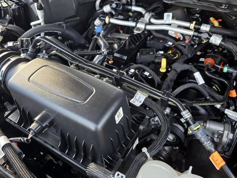 Used 2024 Ford Explorer XLT w/ Equipment Group 202A image 13