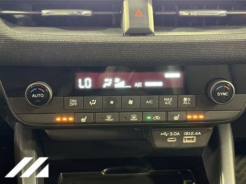 Used 2026 Subaru Outback Premium AWD/4WD image 18