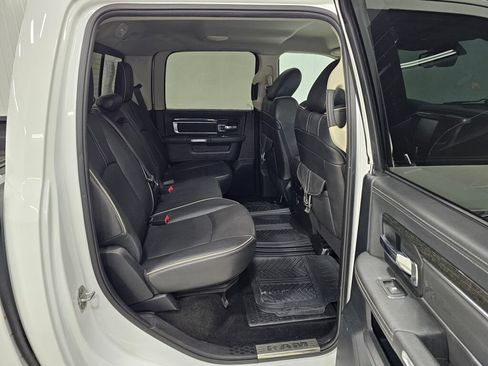Used 2015 RAM 1500 Limited AWD/4WD image 14