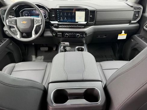 New 2026 Chevrolet Silverado 1500 LTZ AWD/4WD image 6