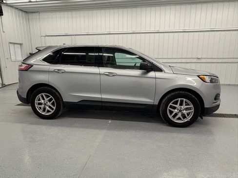 Used 2024 Ford Edge SEL AWD/4WD image 17