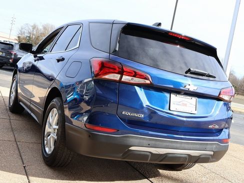 Used 2022 Chevrolet Equinox LT image 4