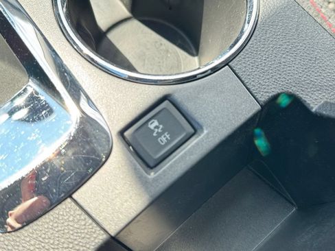 Used 2015 GMC Terrain SLE AWD/4WD image 28