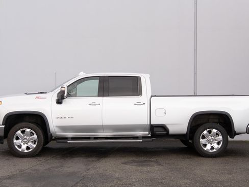 Used 2020 Chevrolet Silverado 3500 LTZ w/ LTZ Premium Package image 31