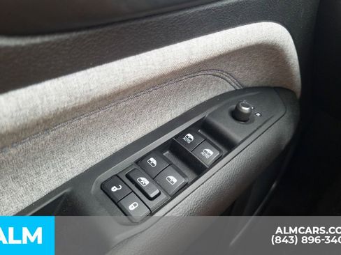 Used 2024 Jeep Compass Sport image 18