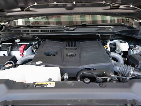 Used 2023 Toyota Tundra SR w/ SR Tow Package AWD/4WD image 30