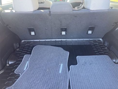 Used 2023 Subaru Crosstrek 2.0i Premium image 11