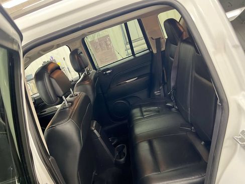 Used 2017 Jeep Compass High Altitude FWD image 21