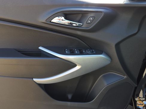 New 2026 Chevrolet Trax LS w/ LS Convenience Package image 16