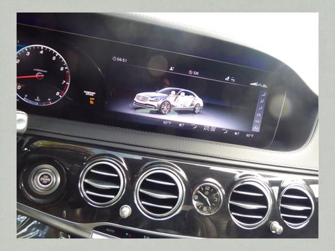 Used 2020 Mercedes-Benz S 560 4MATIC Sedan w/ AMG Line Exterior image 12