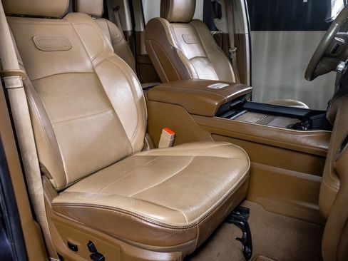 Used 2020 RAM 3500 Limited image 30