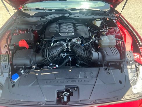 Used 2024 Ford Mustang GT Premium RWD image 13
