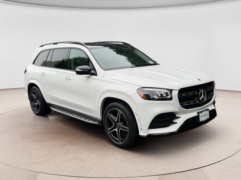 Used 2022 Mercedes-Benz GLS 450 4MATIC image 7