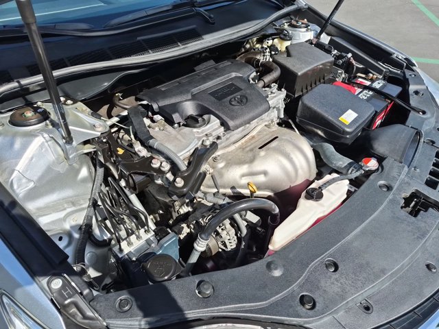Used 2016 Toyota Camry LE FWD image 21