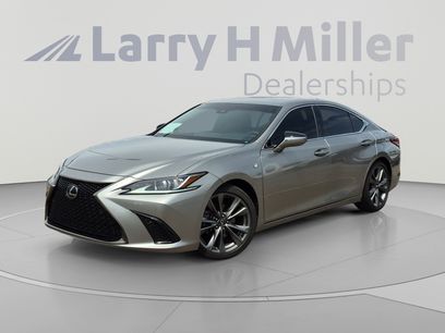 Used 2020 Lexus ES 350 F Sport w/ Accessory Package 2