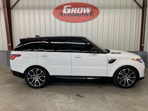 Used 2018 Land Rover Range Rover Sport HSE AWD/4WD image 14