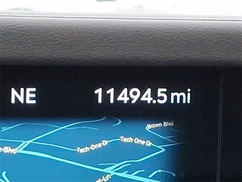 Used 2024 Lincoln Nautilus Reserve w/ Equipment Group 202A image 21