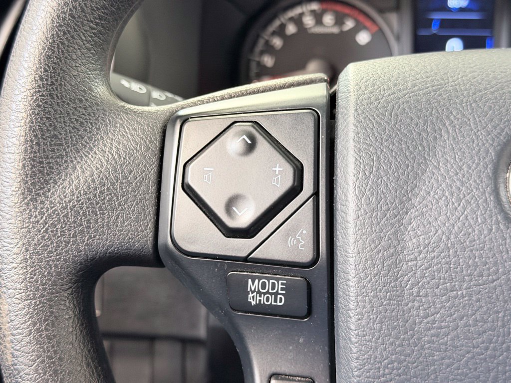 Used 2020 Toyota Tacoma SR AWD/4WD image 37