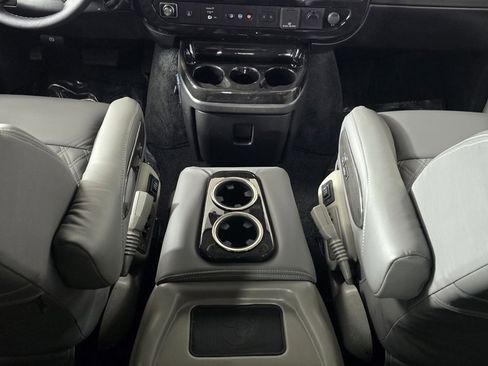 New 2026 Chevrolet Express 2500 Extended w/ Driver Convenience Package image 24