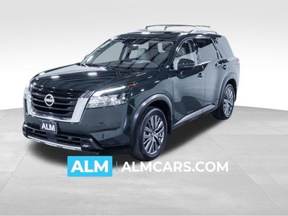 Used 2024 Nissan Pathfinder SL w/ SL Premium Package