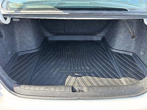 Used 2021 Honda Accord Sport image 24