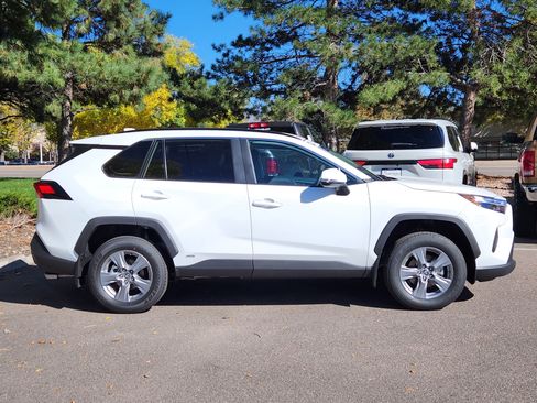 Certified 2025 Toyota RAV4 XLE image 2