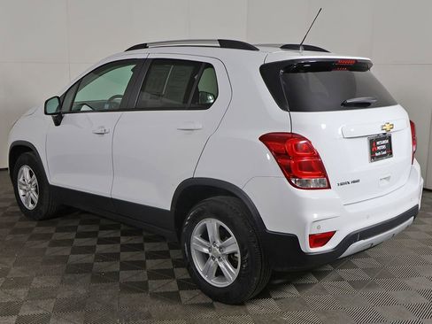 Used 2022 Chevrolet Trax LT w/ Driver Confidence Package AWD/4WD image 6