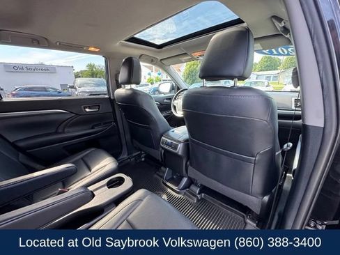 Used 2019 Toyota Highlander Limited AWD/4WD image 25
