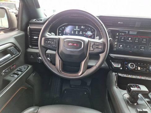 Certified 2024 GMC Sierra 1500 AT4 w/ Technology Package AWD/4WD image 34