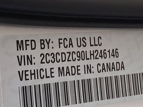 Used 2020 Dodge Challenger SRT Hellcat image 26