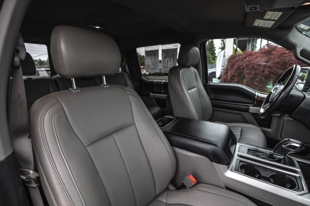 Used 2018 Ford F150 Lariat w/ Equipment Group 501A Mid AWD/4WD image 29