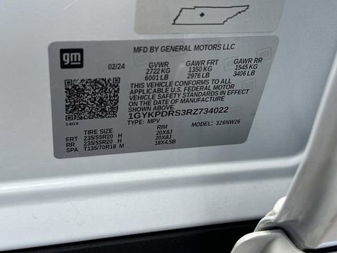 Used 2024 Cadillac XT6 Premium Luxury w/ LPO, Floor Liner Package AWD/4WD image 19
